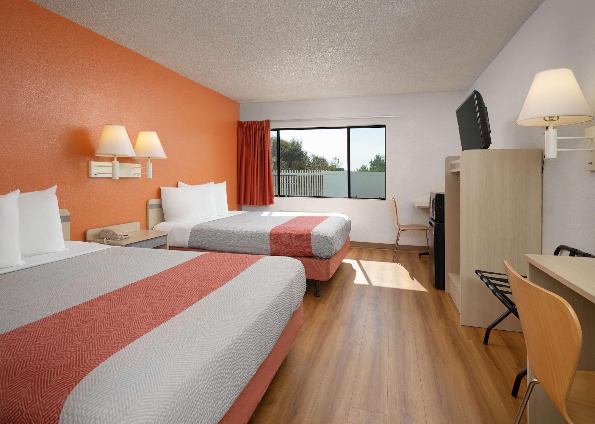 Motel 6 San Simeon, Ca - Hearst Castle Area Exterior photo