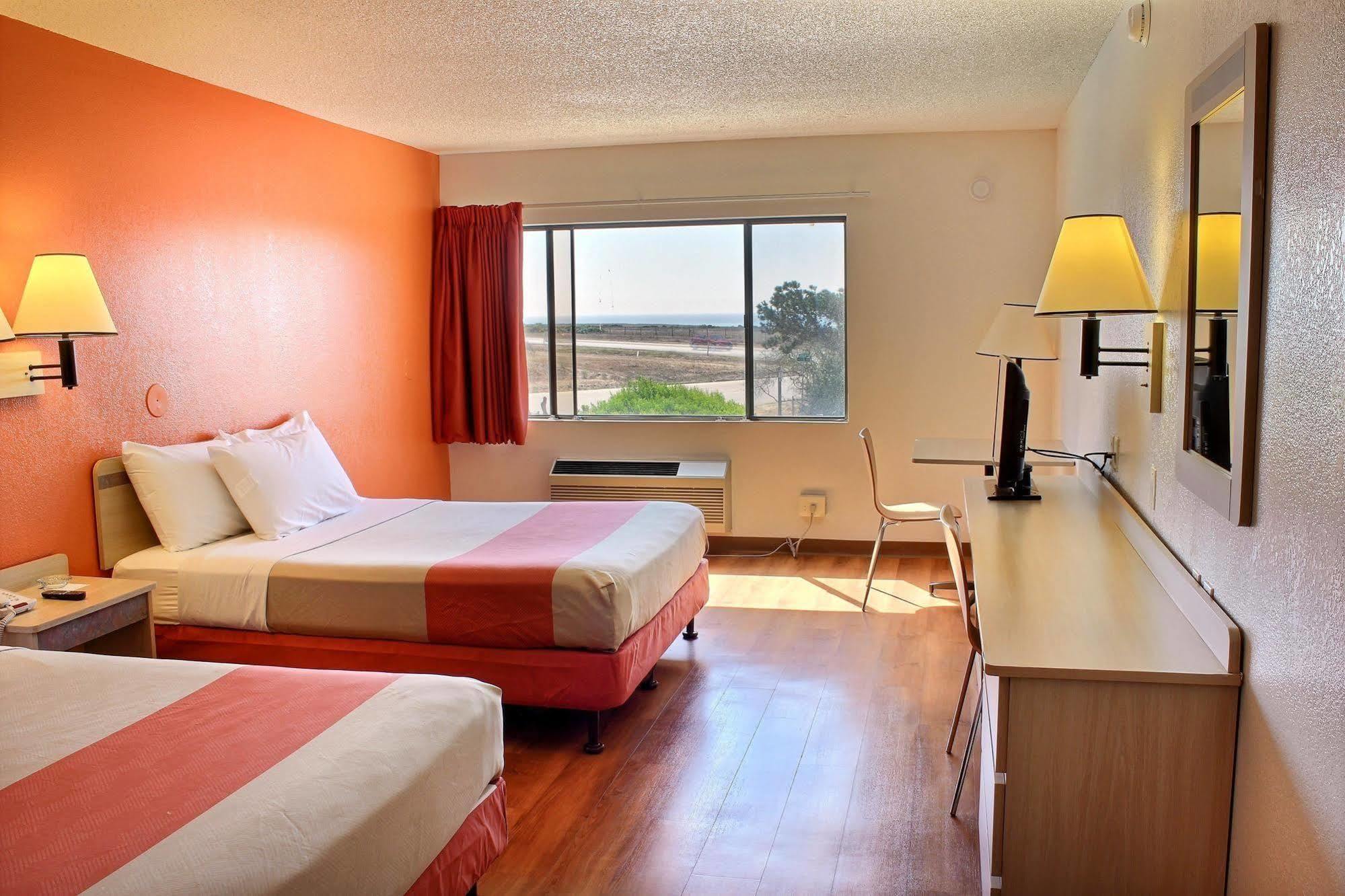 Motel 6 San Simeon, Ca - Hearst Castle Area Exterior photo
